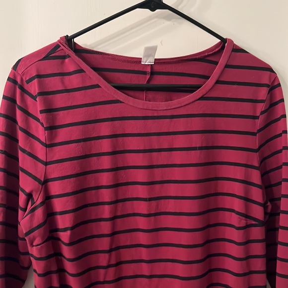 Old Navy red dress with black stripes size large - Picture 6 of 8